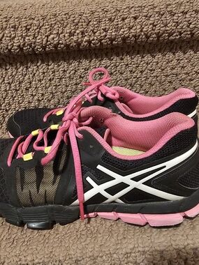 Asics Black, Pink & White Women's Running Shoes